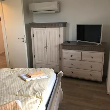 Ferienwohnung Sonnenblick Am Yachthafen Von *